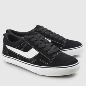 507703 LACE UP SUEDE BLK 3.5 EU 36 LOW