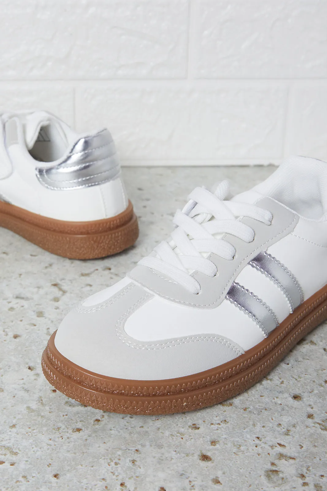 Senior Girls White And Grey Sneakers