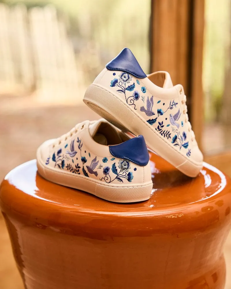 Virevolte Recycled Grain Leather Vegan Sneakers | Blue Garden