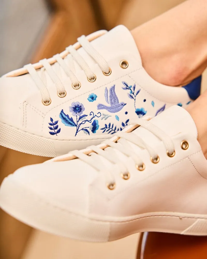 Virevolte Recycled Grain Leather Vegan Sneakers | Blue Garden