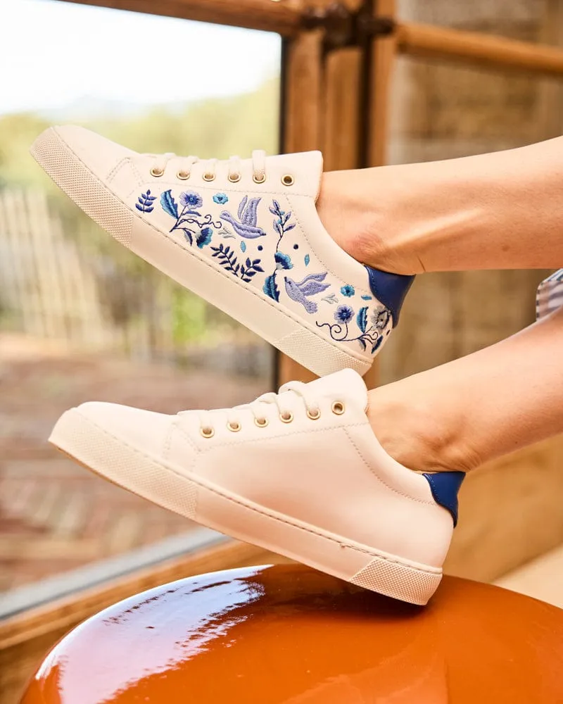 Virevolte Recycled Grain Leather Vegan Sneakers | Blue Garden