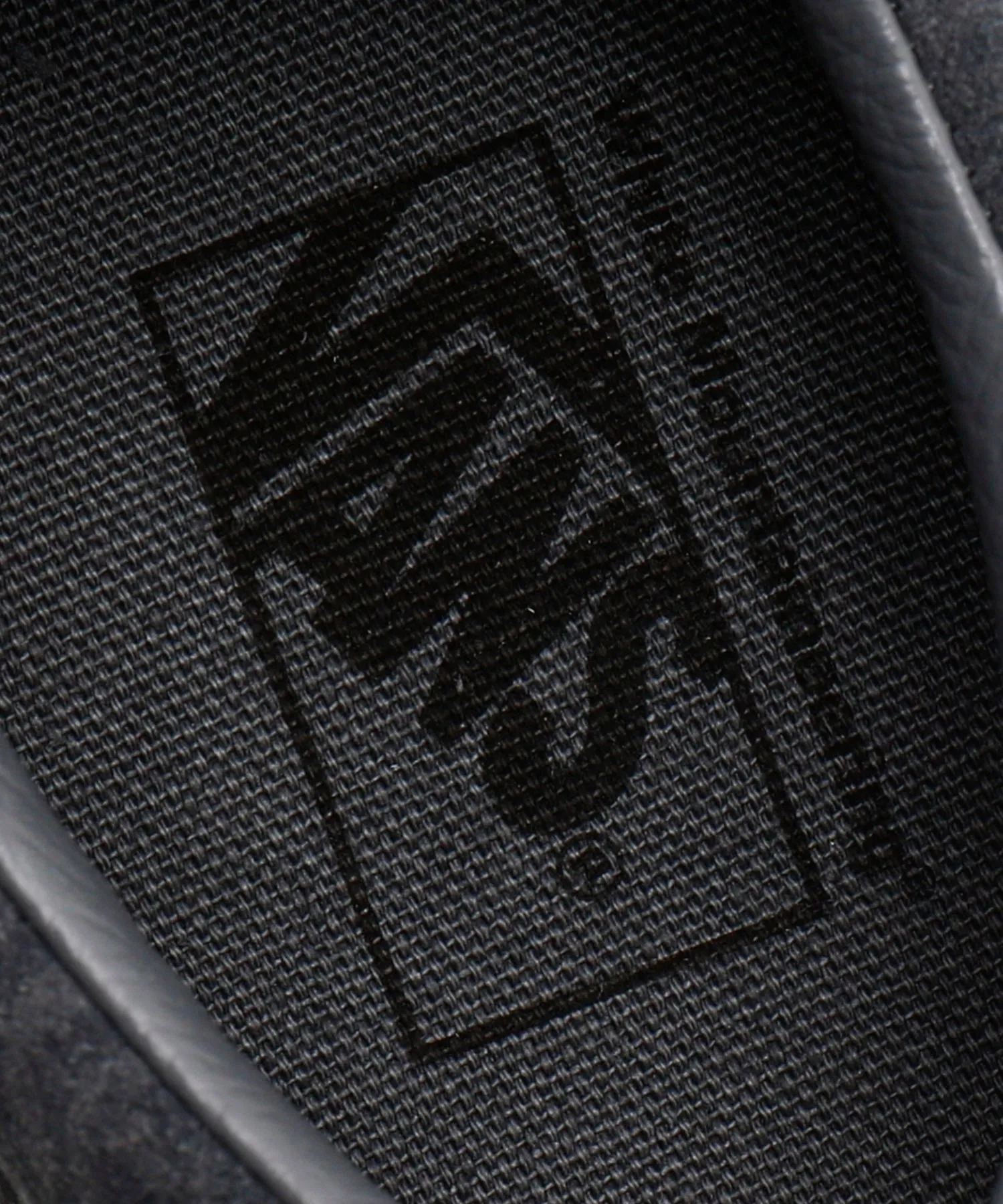 WM × VANS "SK8 LOW"